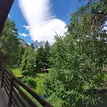 Casa Vacanza con Giardino vista Monte Bianco